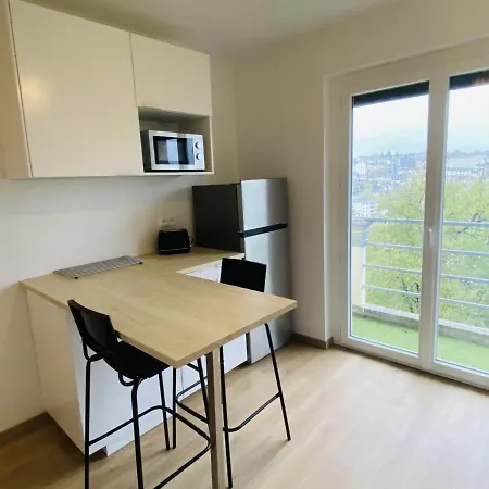 Апартаменты Le Haut Layoule