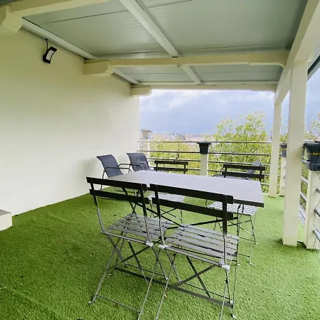 Апартаменты Le Haut Layoule *